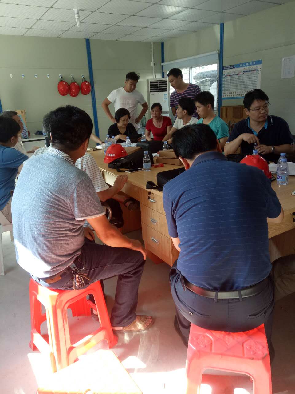 2017年6月12日福州市質(zhì)量安全監(jiān)督站對福建經(jīng)濟學校施埔校區(qū)綜合實訓樓建設(shè)項目檢查指導